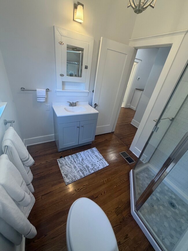Downstairs Bath 3 - 713 S Bronson Ave
