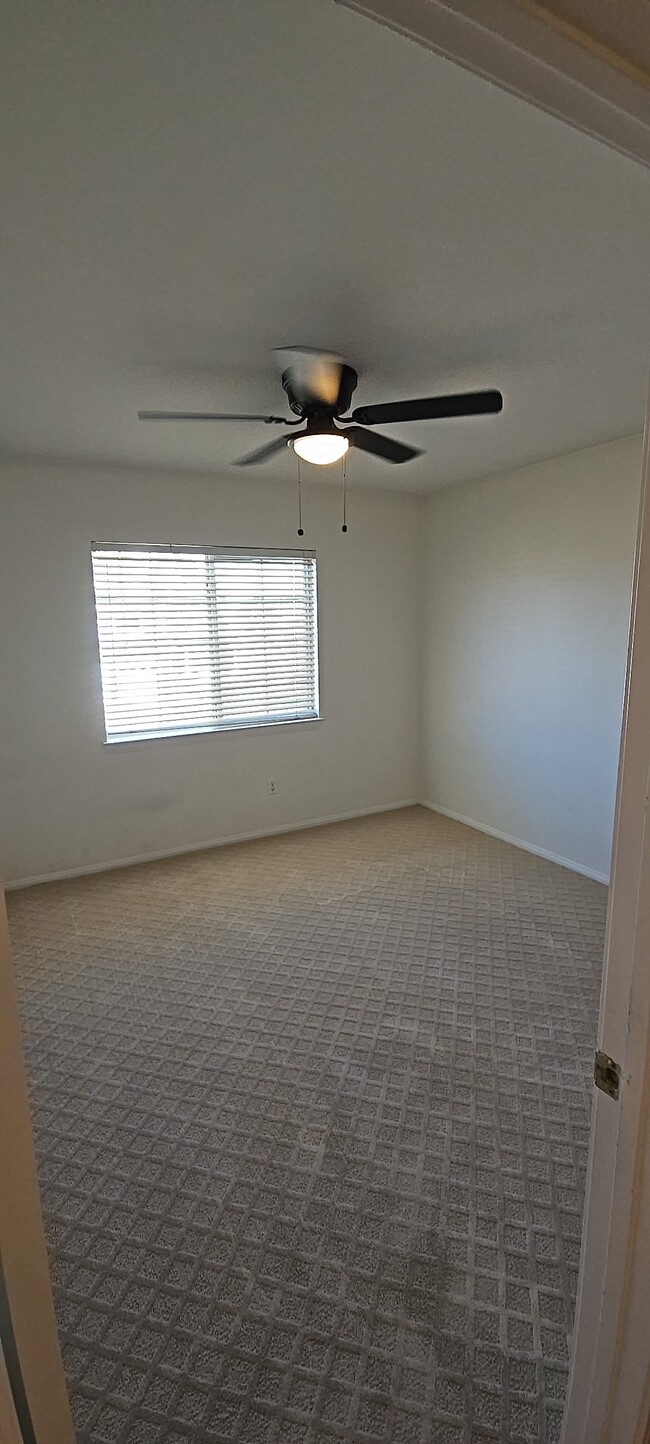 Building Photo - 1726 Amberidge Way