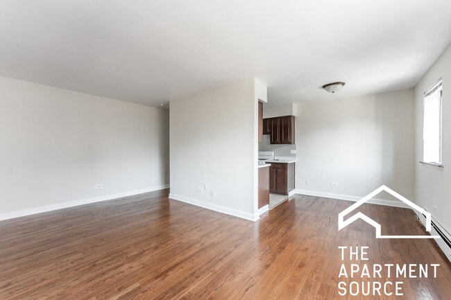 Building Photo - 6011 N Winthrop Ave