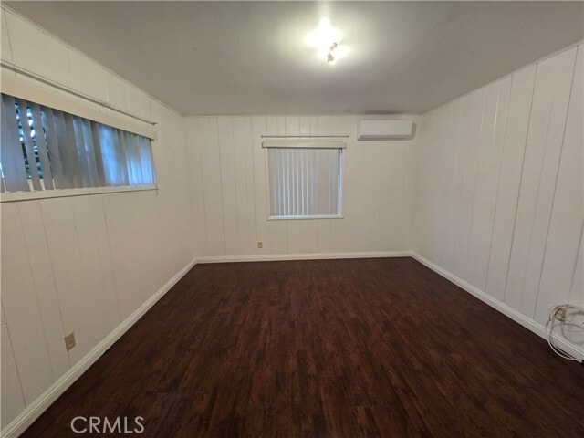Building Photo - 9381 Nichols Dr