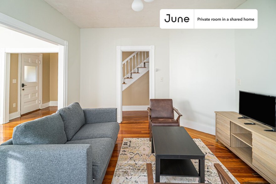 Building Photo - Room in Shared 6 bed/2 bath home in Allston