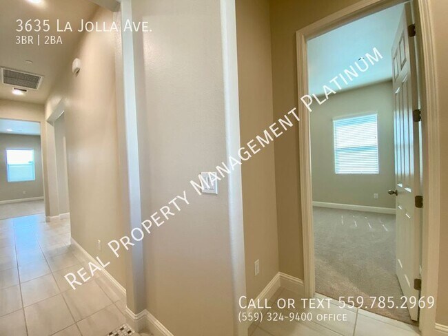 Building Photo - 3635 La Jolla Ave