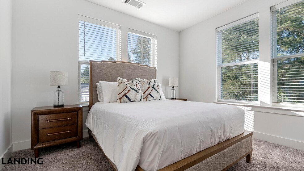 Building Photo - 5209 Craftsman Dr