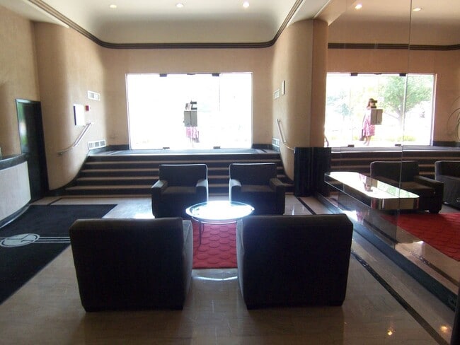 Building Photo - NEW LOWER PRICE! Spectacular Scott Circle Solarium Studio Dupont-Logan