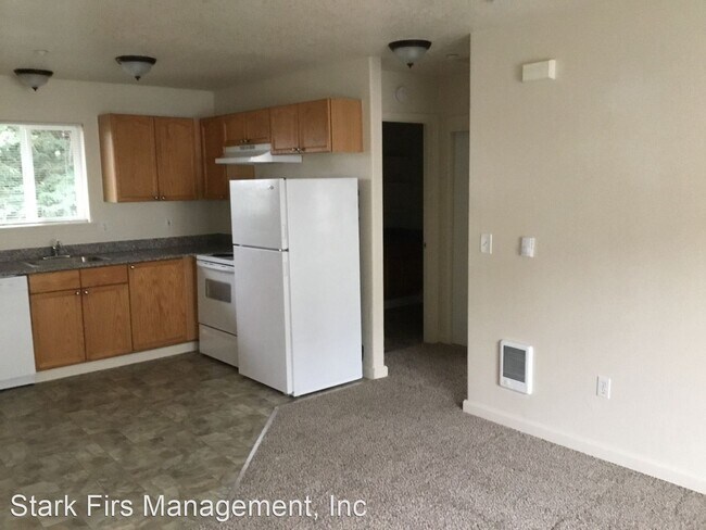 Building Photo - 114-114 SE 146th Ave