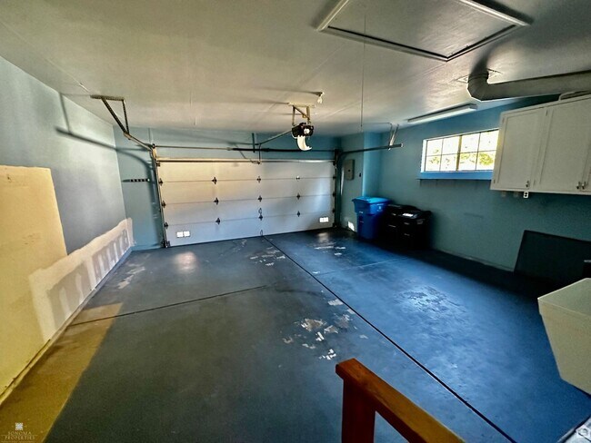 Building Photo - Attractive 3bd/2.5ba Townhouse in Sonoma Greens!