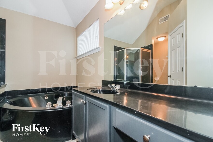Building Photo - 2778 Misty Valley Dr