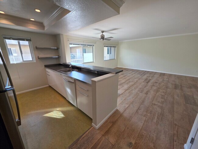 Building Photo - 3762 Hughes Ave