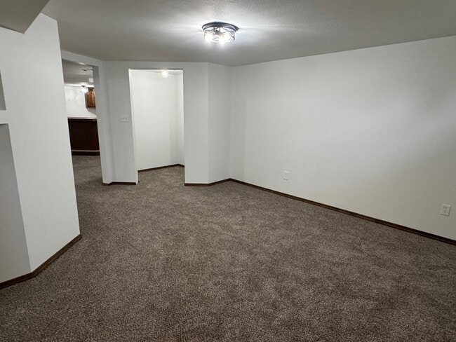 Building Photo - 20 Rodrick Dr