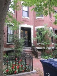 Building Photo - 17 Worthington St