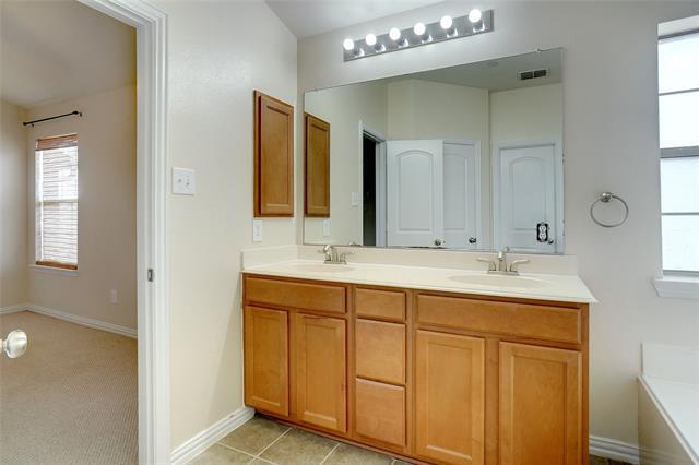 Building Photo - 2524 Jacobson Dr