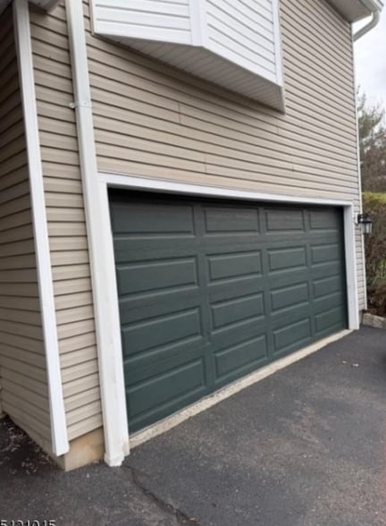 Building Photo - 2 Oak Knoll Ln