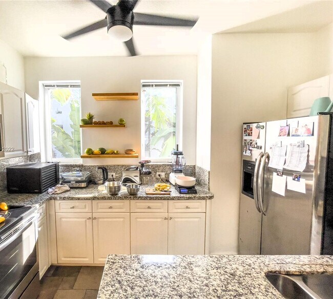 Building Photo - 1017 Meridian Ave