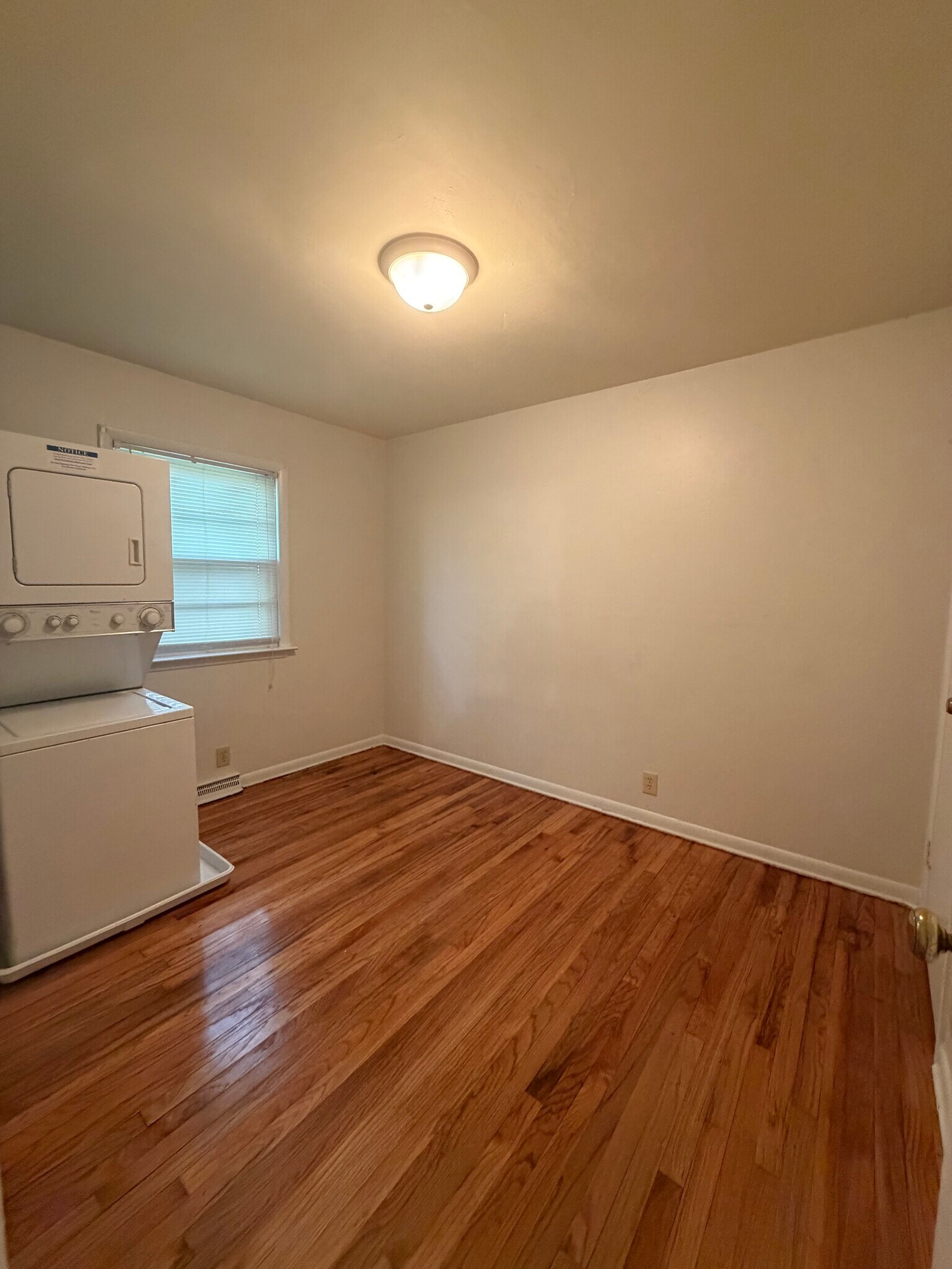 Building Photo - 2114 Ferrol St