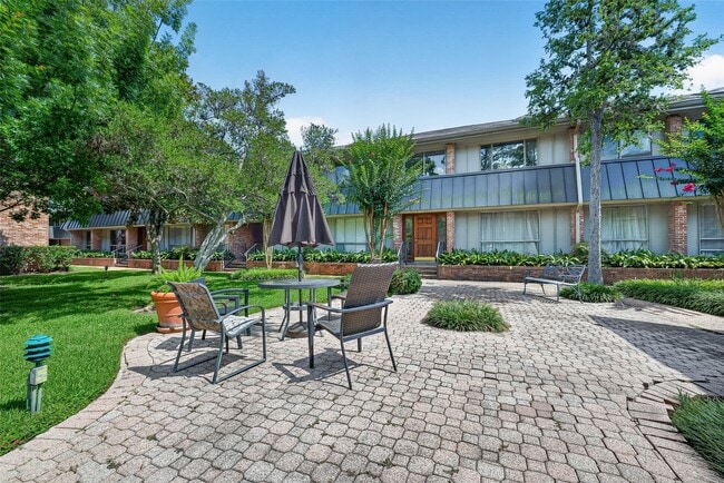 Building Photo - 6466 Bayou Glen Rd
