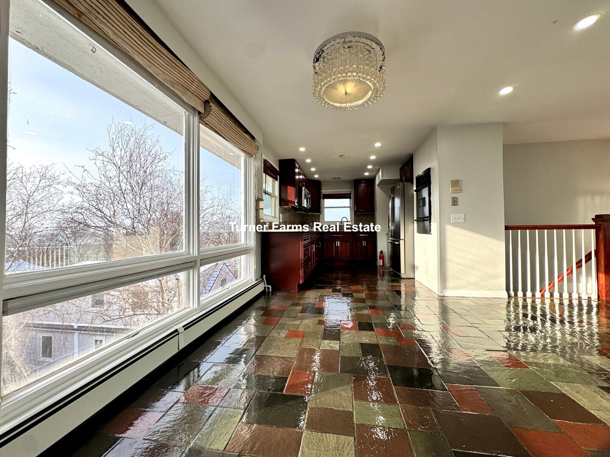 Building Photo - 62 Upland Rd