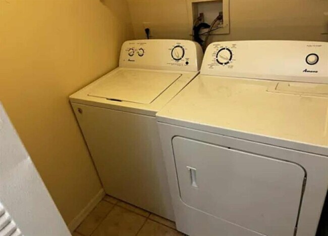 Building Photo - 4197 N Haverhill Rd