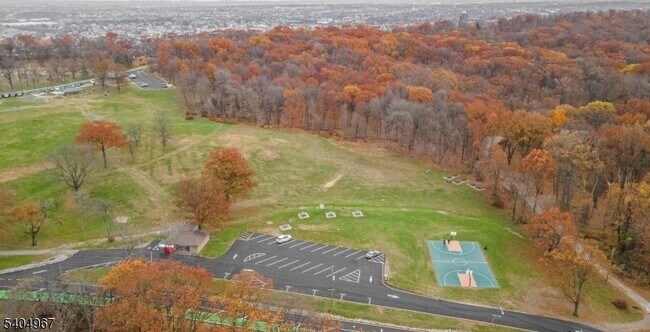 Building Photo - 318 Dixon Ave