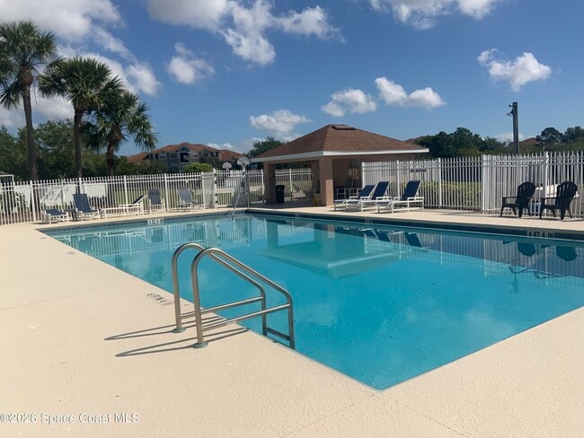 Building Photo - 2087 Deercroft Dr