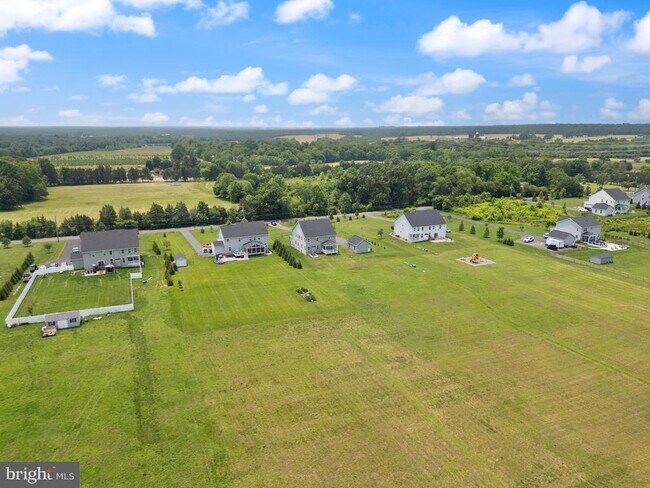 Building Photo - 12914 Hazelwood Dr