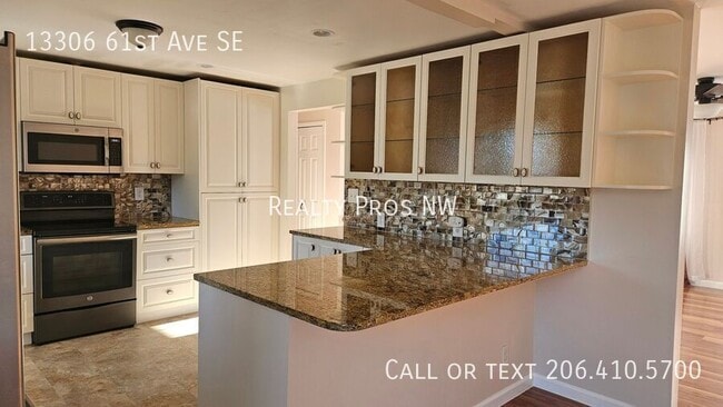 Building Photo - 13306 61st Ave SE