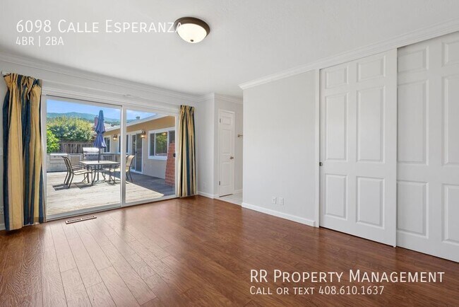 Building Photo - 6098 Cll Esperanza