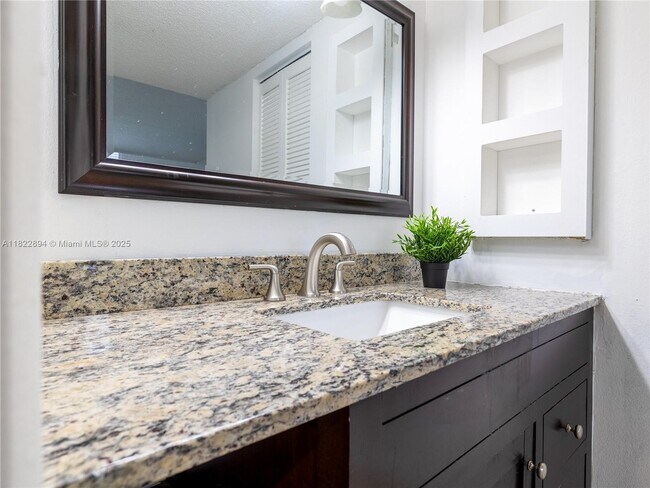 Building Photo - 6300 S Falls Cir Dr