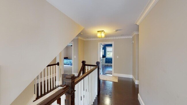 Building Photo - 118 Worthen Rd