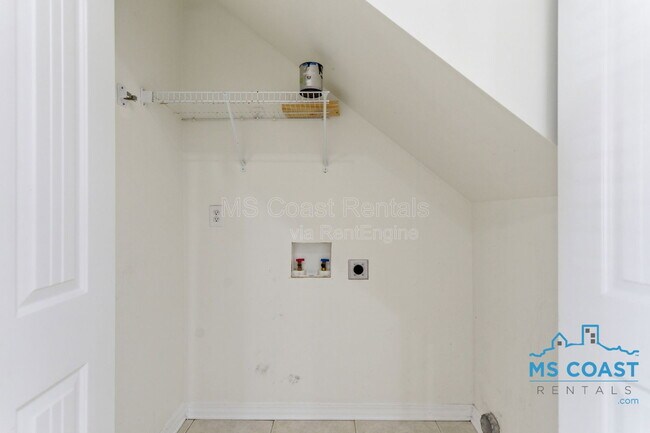 Building Photo - 125 Earle Taylor Ln