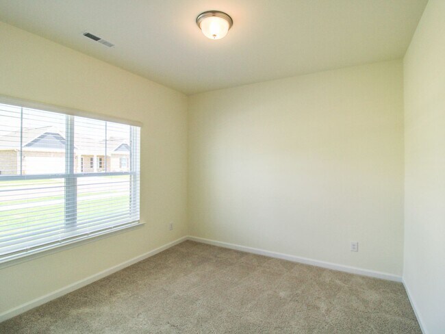 Building Photo - 13791 Hill Place Ln
