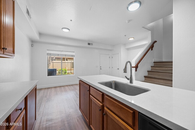 Building Photo - 4608 W Maryland Ave