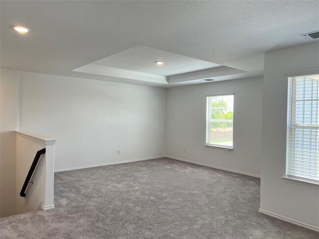 Building Photo - 2053 Cliffbrake Wy