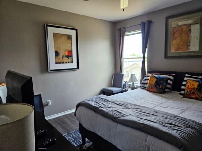 Building Photo - Furnished 4-Bedroom Home in Buda – Price J...