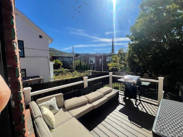 Building Photo - 12 South St