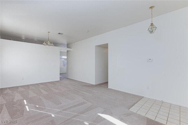 Building Photo - 109 La Suena Ct