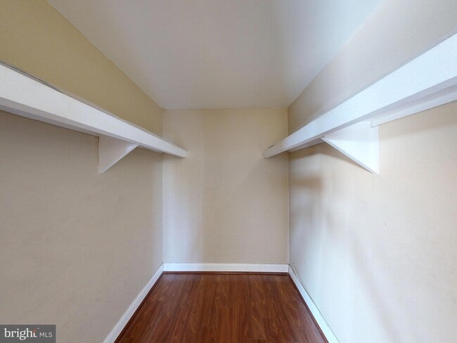 Building Photo - 4600 Duke St