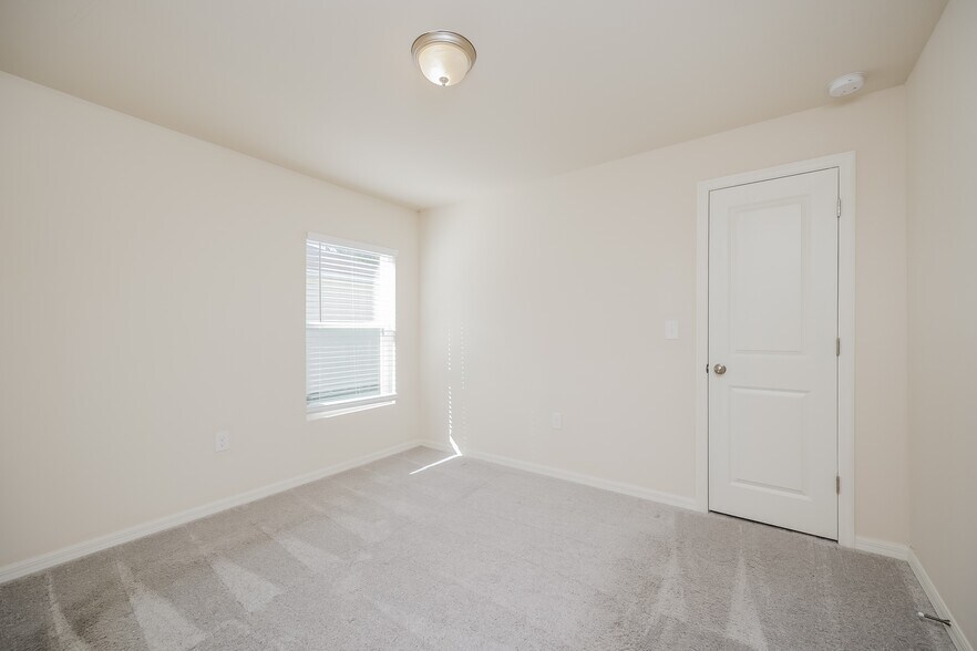 Building Photo - 9076 Aegean Cir