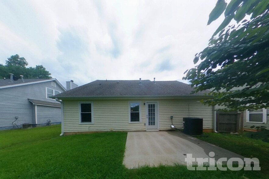 Building Photo - 605 Tramore Ct