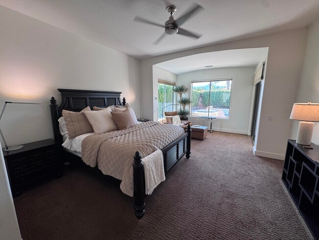 Building Photo - 102 Cll Los Hibiscos