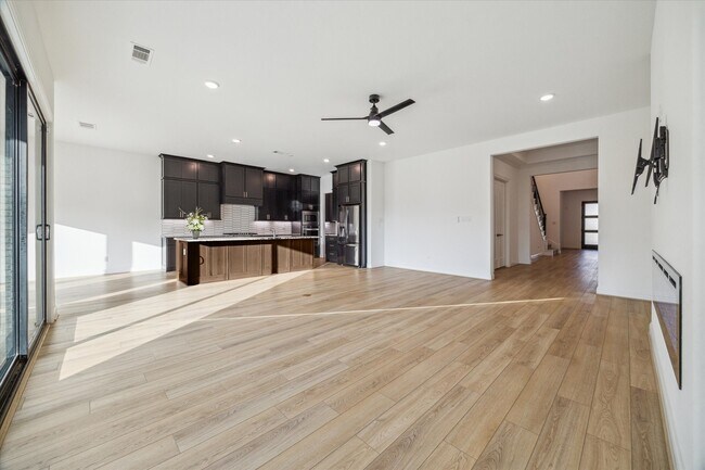 Building Photo - 28207 Cedar Peak Dr