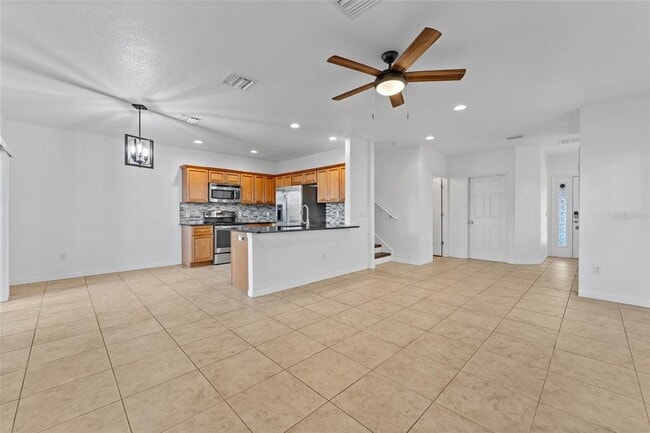 Building Photo - 961 Aussi Ct