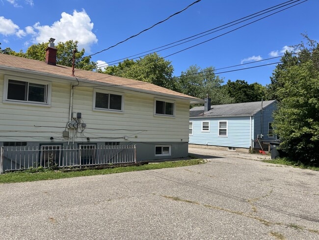 Building Photo - 514 Virginia Ave