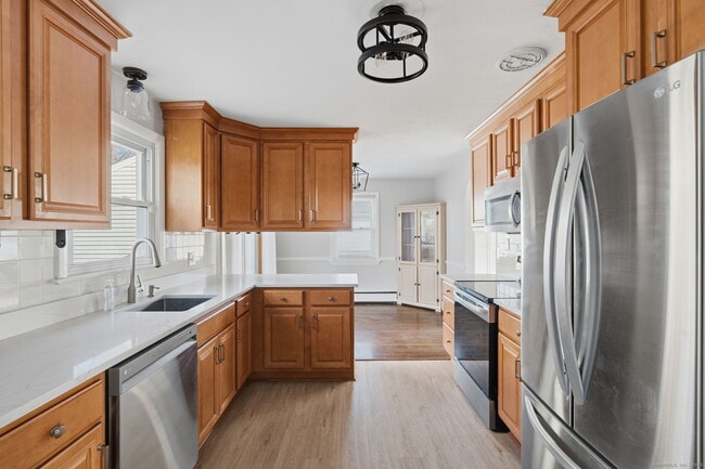 Building Photo - 269 Great Swamp Rd