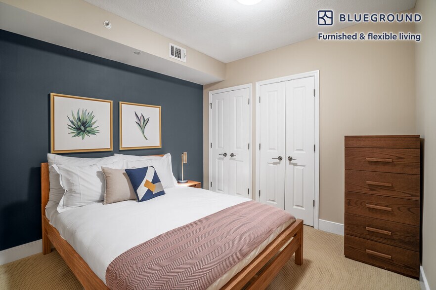 Building Photo - 415 L St NW