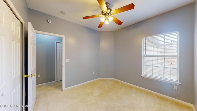 Building Photo - 9744 Summer Grove Way W