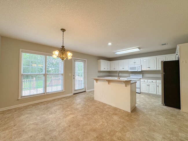 Building Photo - 1159 Bartlett Dr