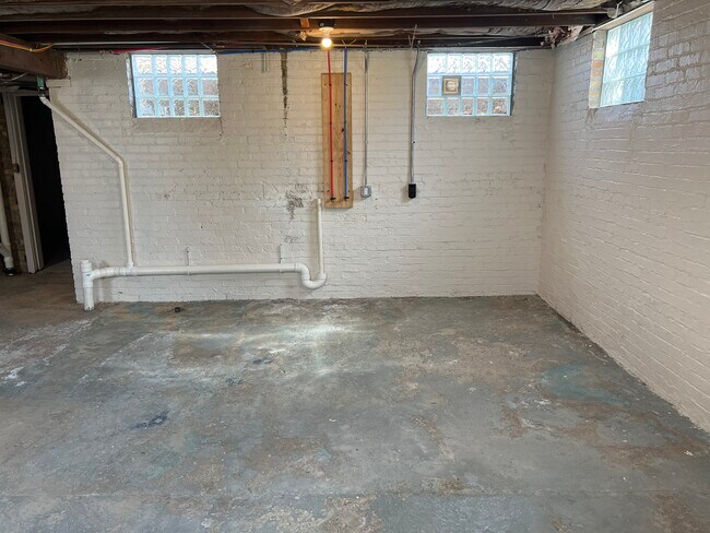 Laundry room-Basement - 600 Fisher Ave