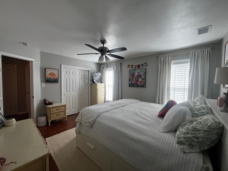 Building Photo - 1112 Bonfield Ct