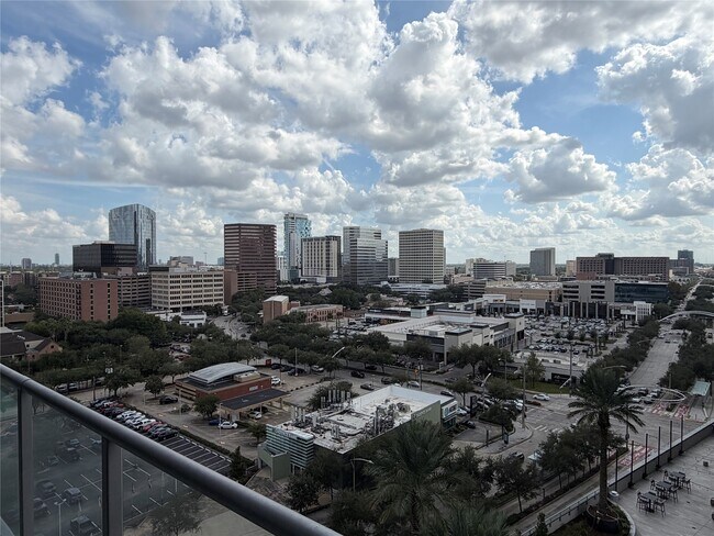 Building Photo - 1600 Post Oak Blvd