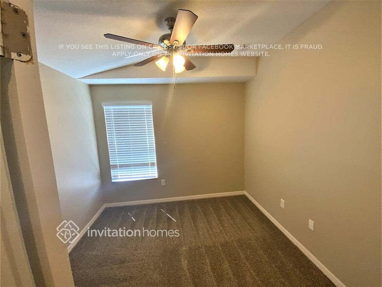 Building Photo - 710 Cristelle Jean Dr